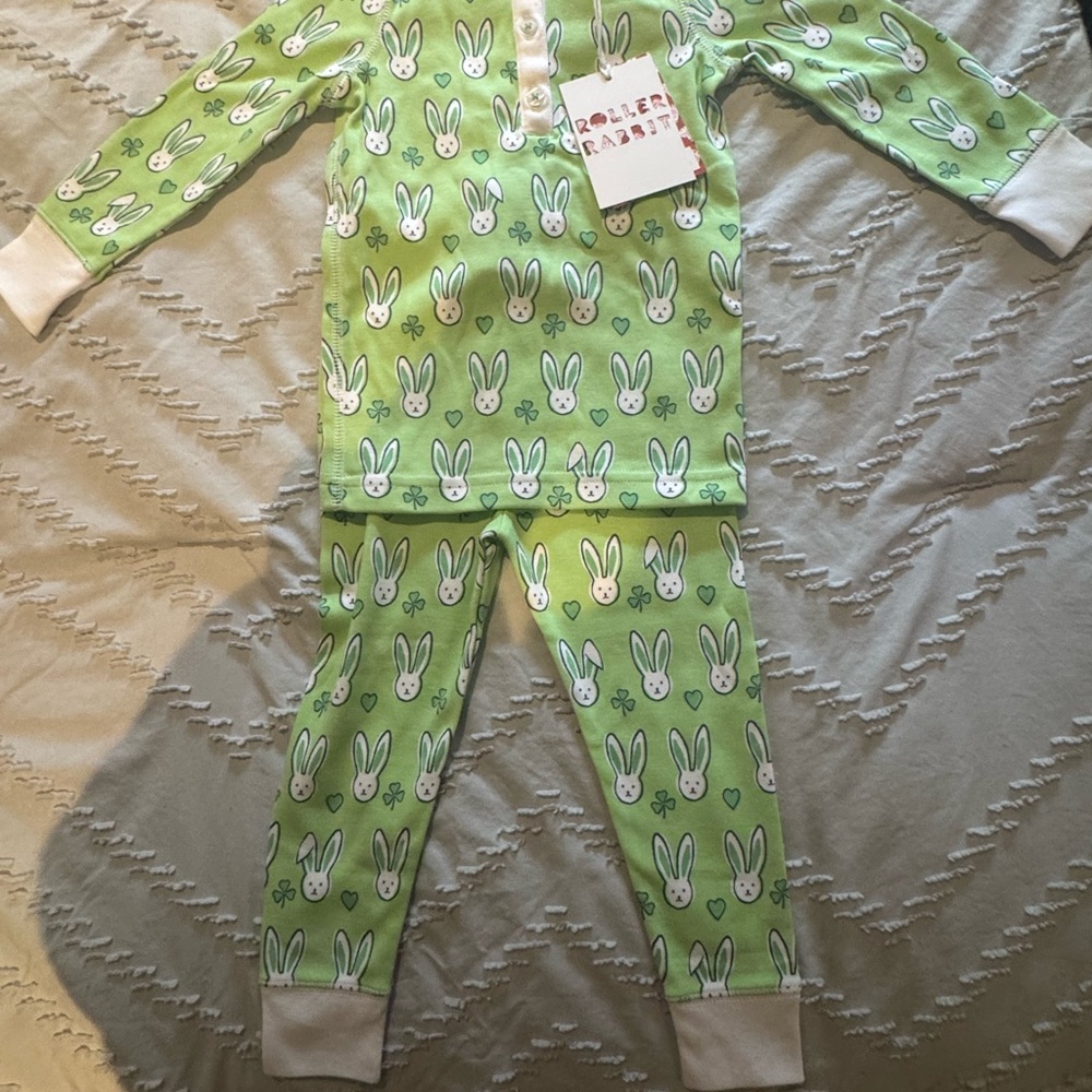 Roller Rabbit Kids Bunny Luck Pajamas – Mint (12–18M)
